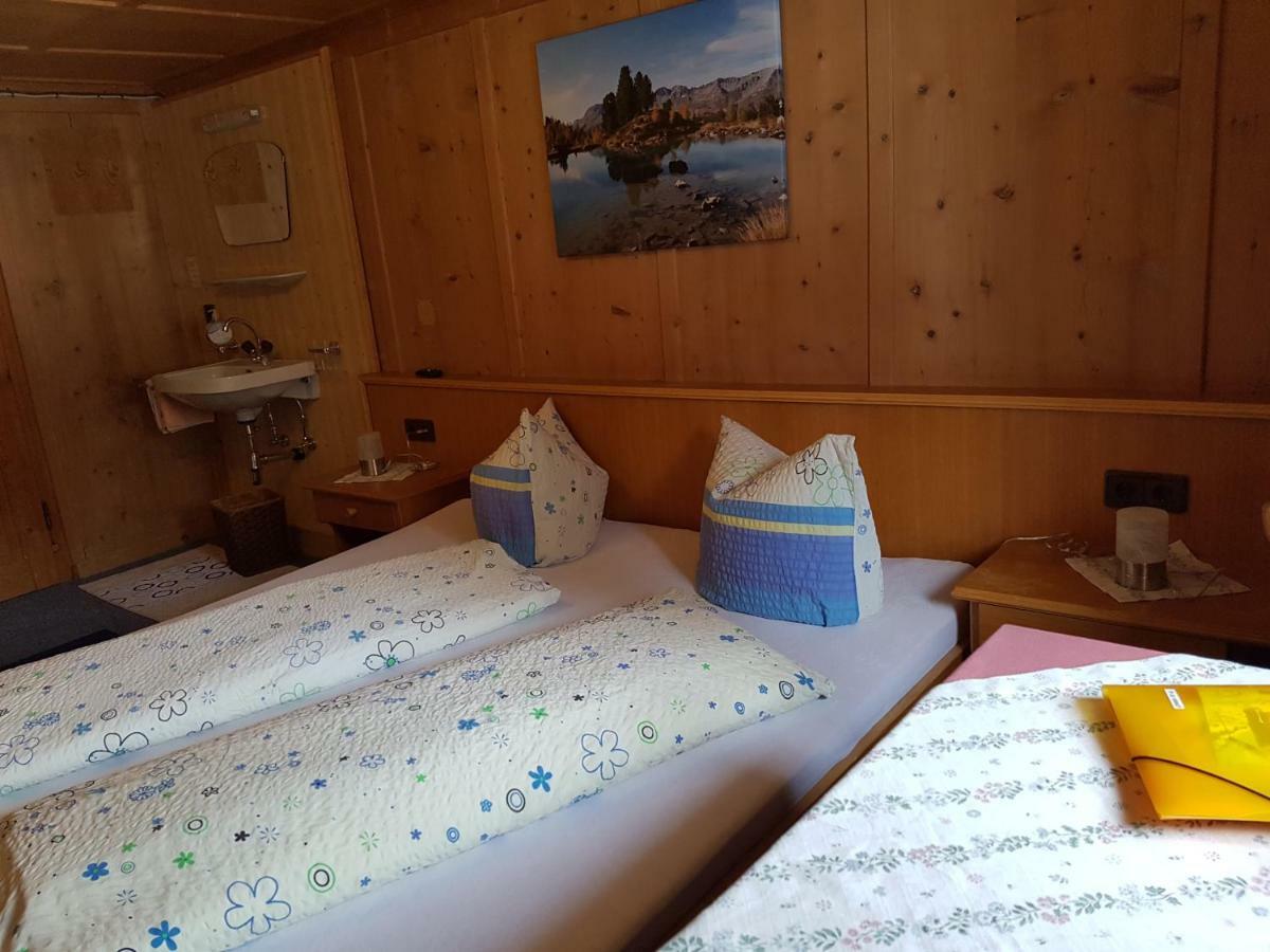 Pension Valluela Гальтюр Экстерьер фото